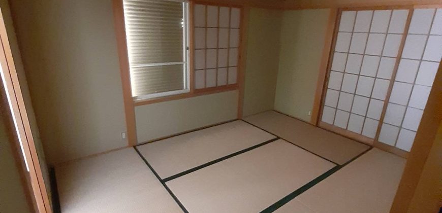 Araki detached house in Iga City
