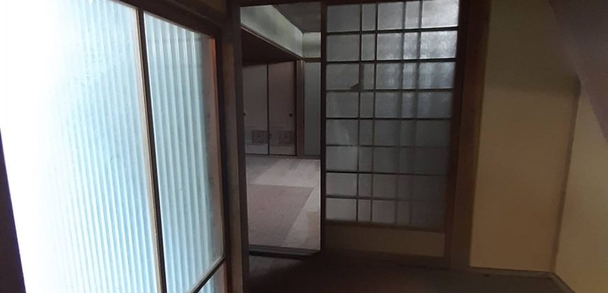 Ueno Higashi -cho Detached House